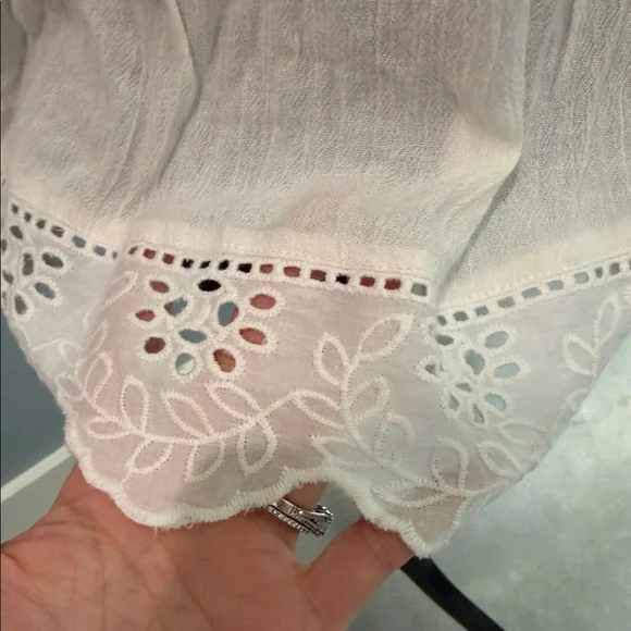 Banjara Made in India 100% Viscose Embroider Eyelit Detail Peasant Blouse Tassel - Picture 5 of 9